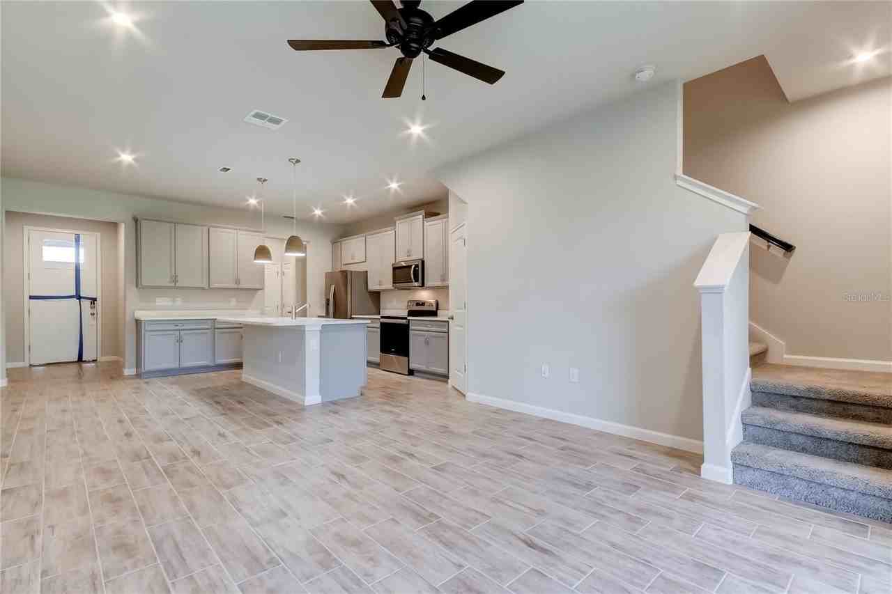 8341 Wildflower Glen Ave - Photo 6 of 50