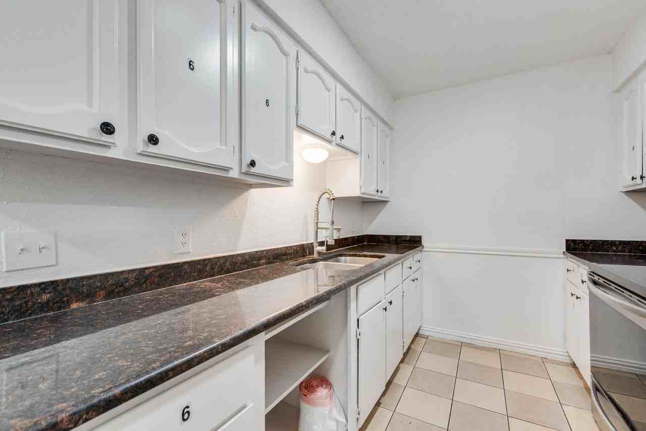 W Cedar St - Photo 6 of 13