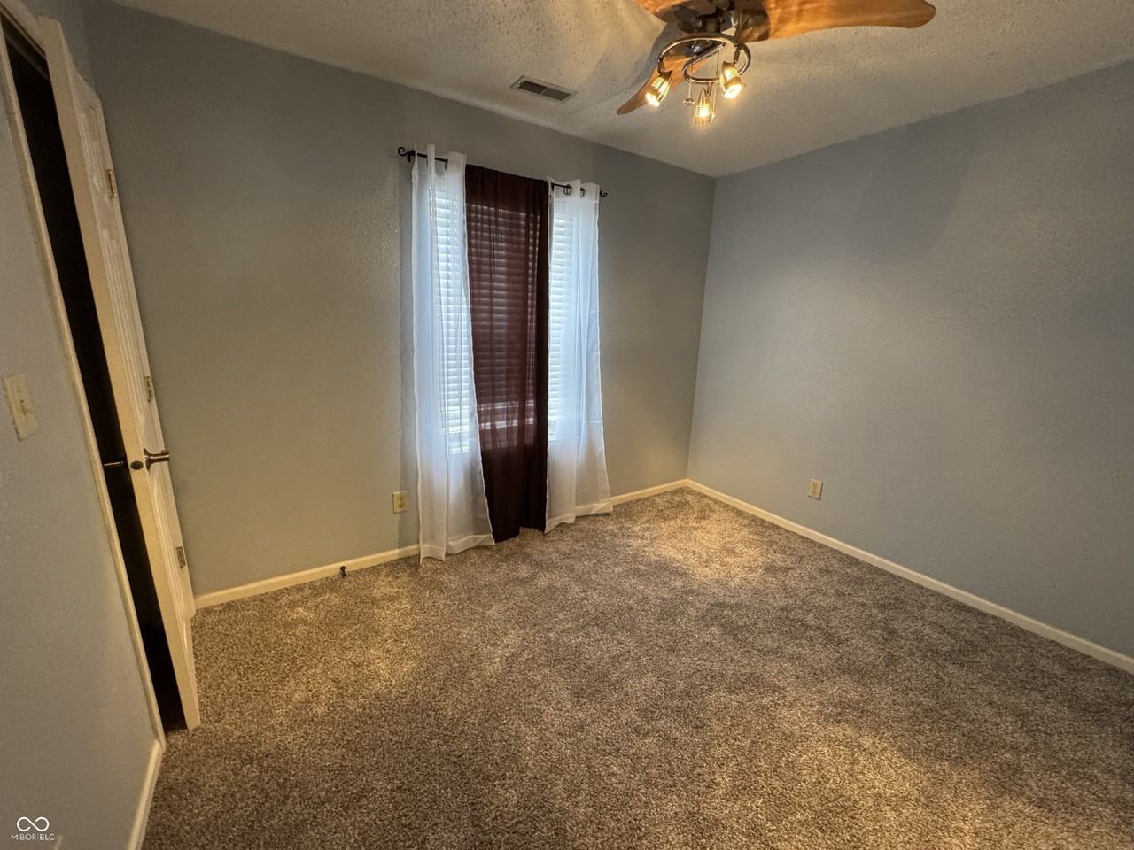 4631 W Smith Valley Rd - Photo 6 of 26