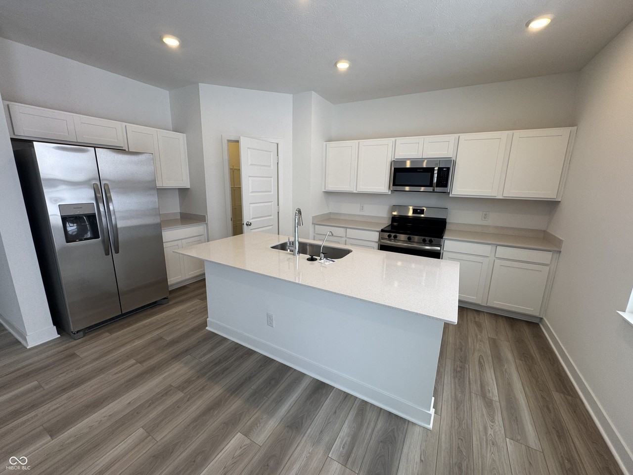 2945 Grand Ridge Dr - Photo 3 of 24