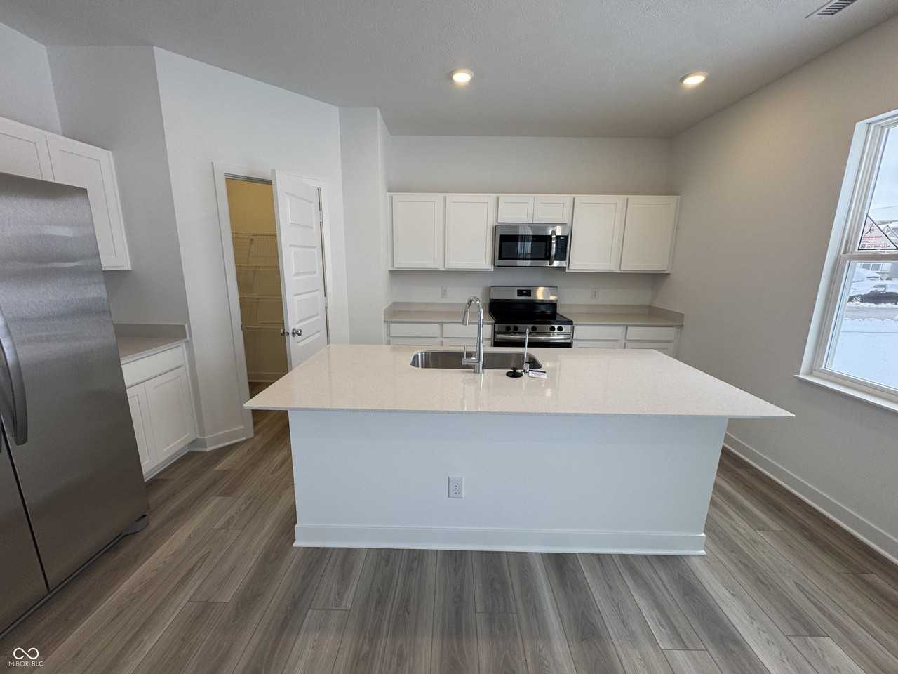 2945 Grand Ridge Dr - Photo 4 of 24