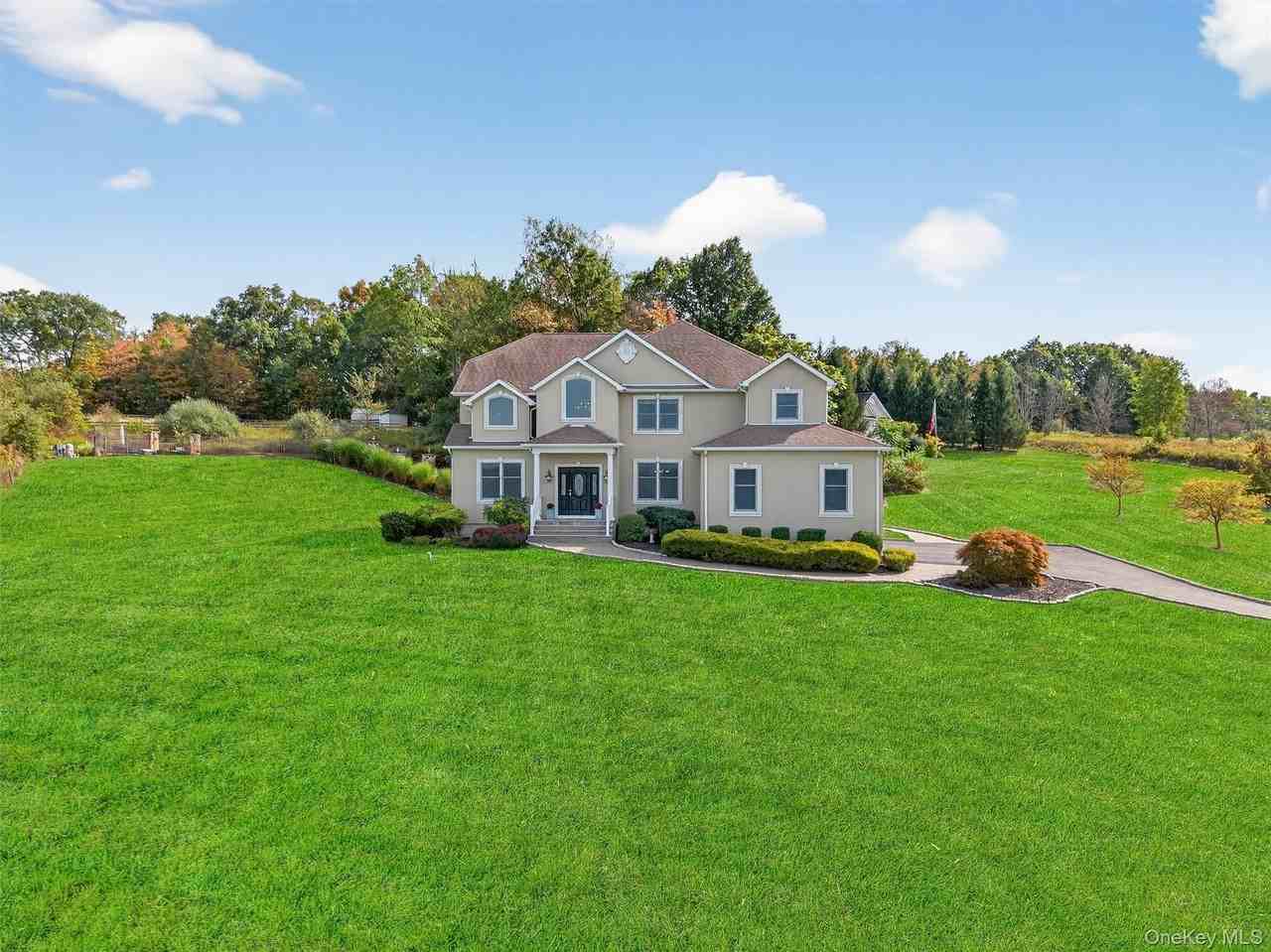 11 Dorian Way - Photo 2 of 40