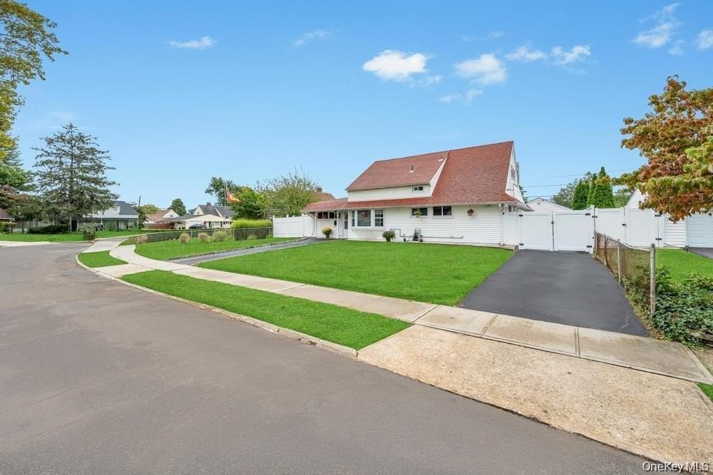 46 Hardy Ln - Photo 3 of 23