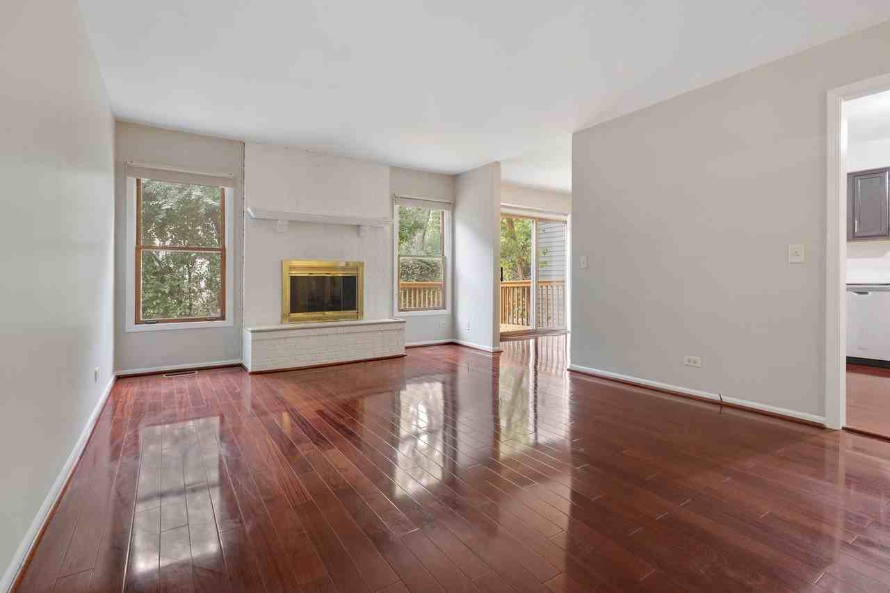 414 Villa Circle Drive #23 - Photo 6 of 16