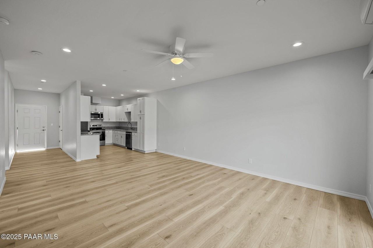 1257 White Spar Rd Apt D16 #D16 - Photo 4 of 18