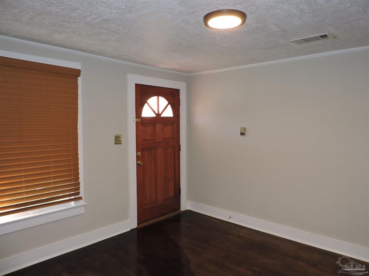 916 E Hatton St - Photo 7 of 23