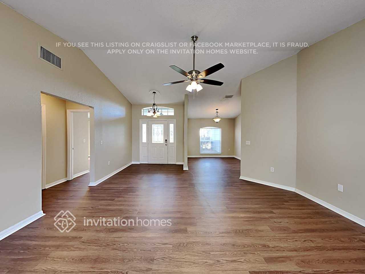 7618 Habersham Dr - Photo 3 of 18