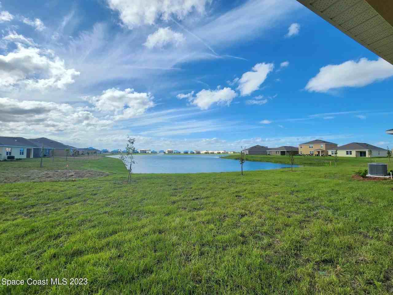 1232 Mcfarland Dr - Photo 4 of 32