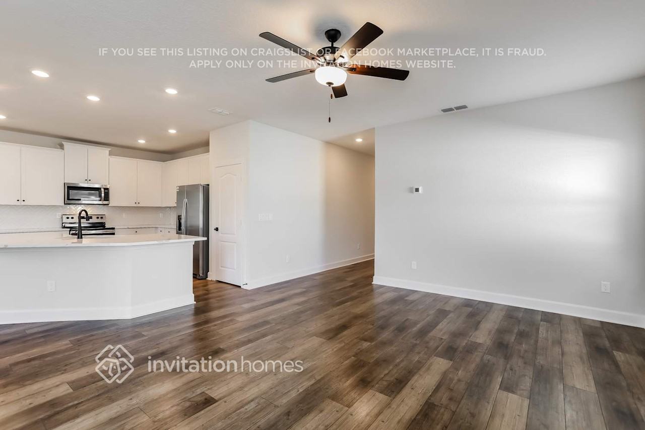 59 Shallow Bay Ct - Photo 4 of 17