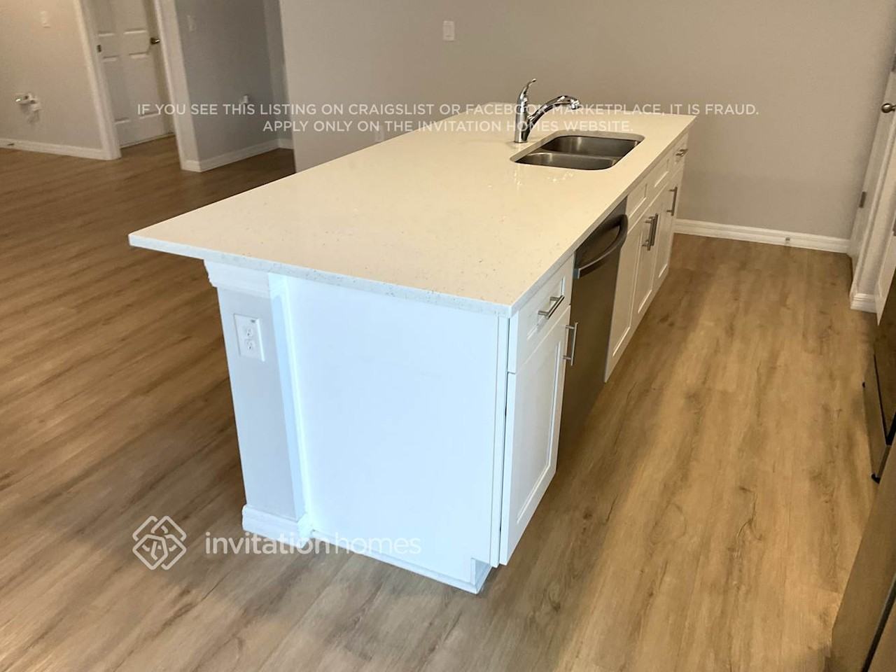 2039 Harbell Ave Sw - Photo 7 of 18