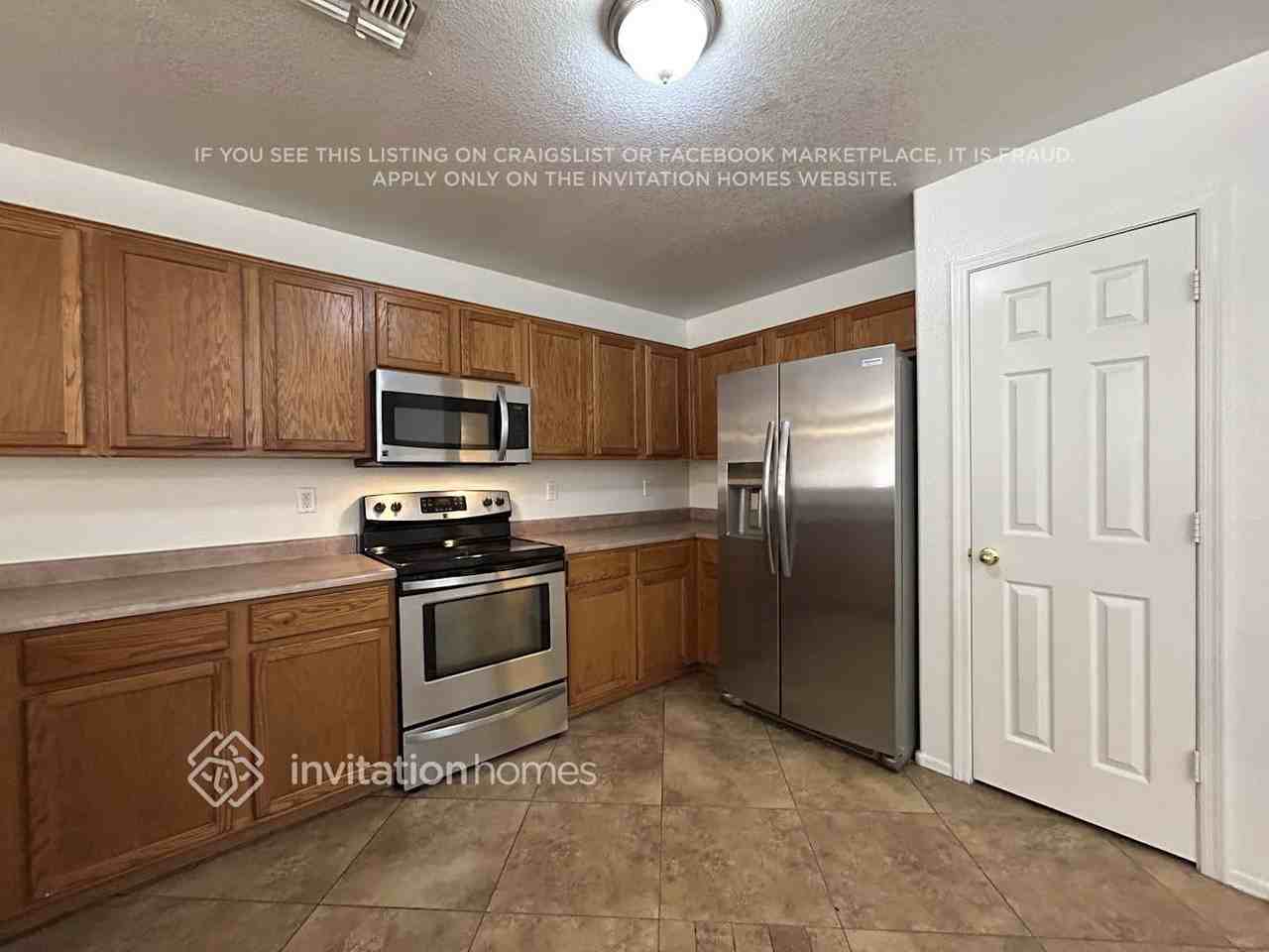 8343 W Hammond Ln - Photo 6 of 19