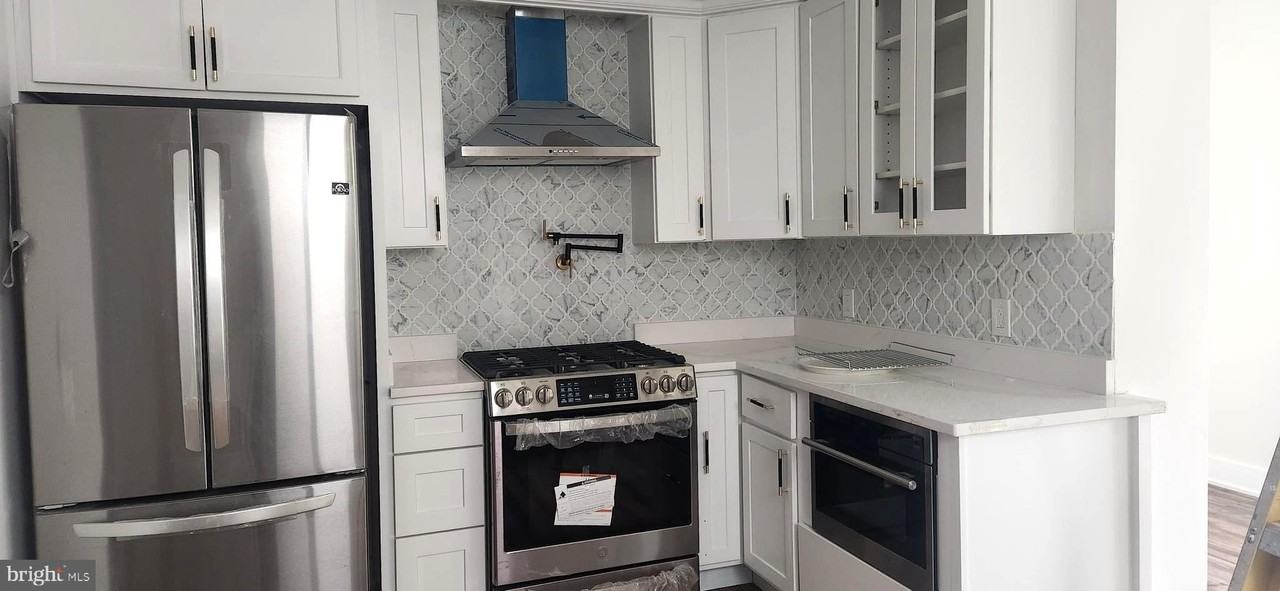 4210 4th St Nw - Photo 2 of 14