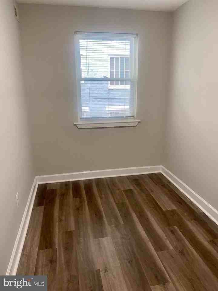 718 Brandywine Street Southeast #202 - Photo 5 of 10