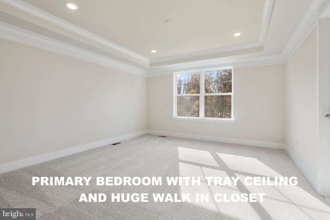 6822 Winterhill Ln - Photo 6 of 50