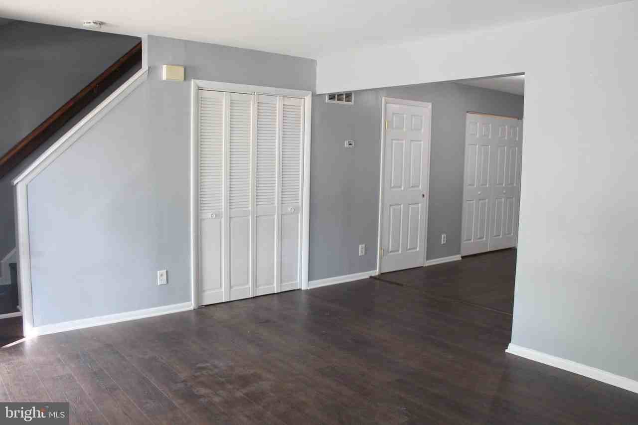 127 Higgins Drive - Photo 4 of 16