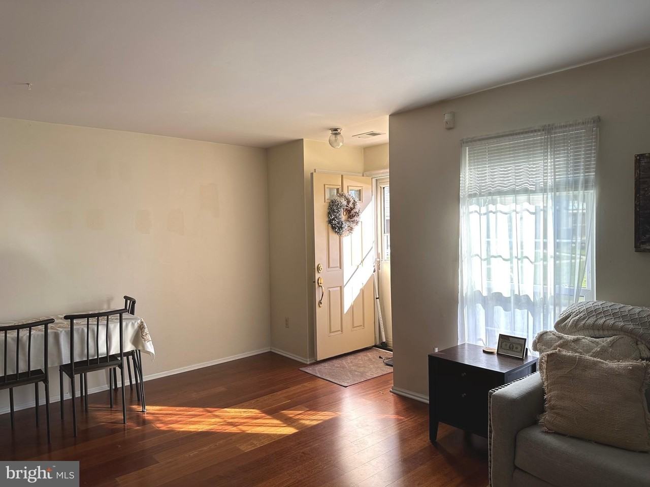 181 Wyndham Place - Photo 2 of 22