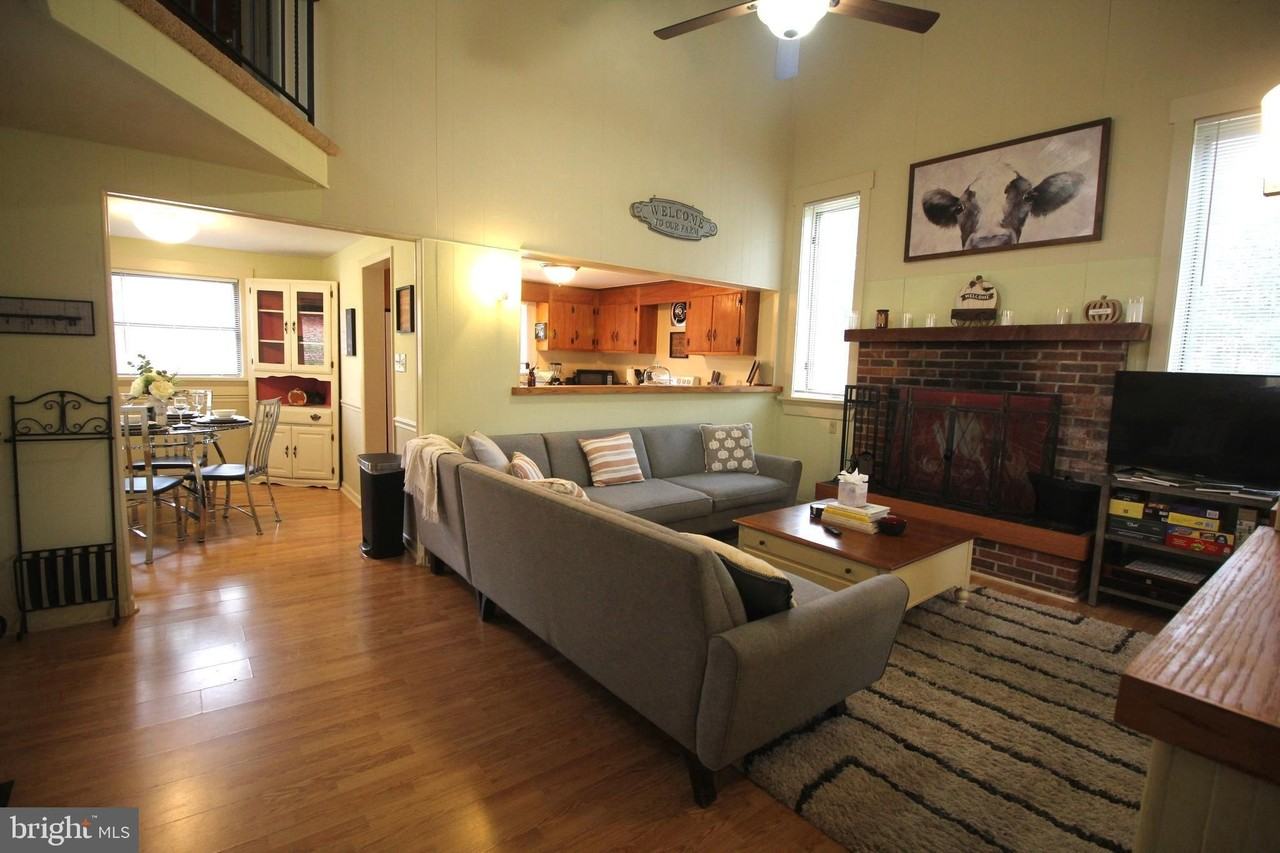 48 Poor Farm Road - Photo 7 of 34