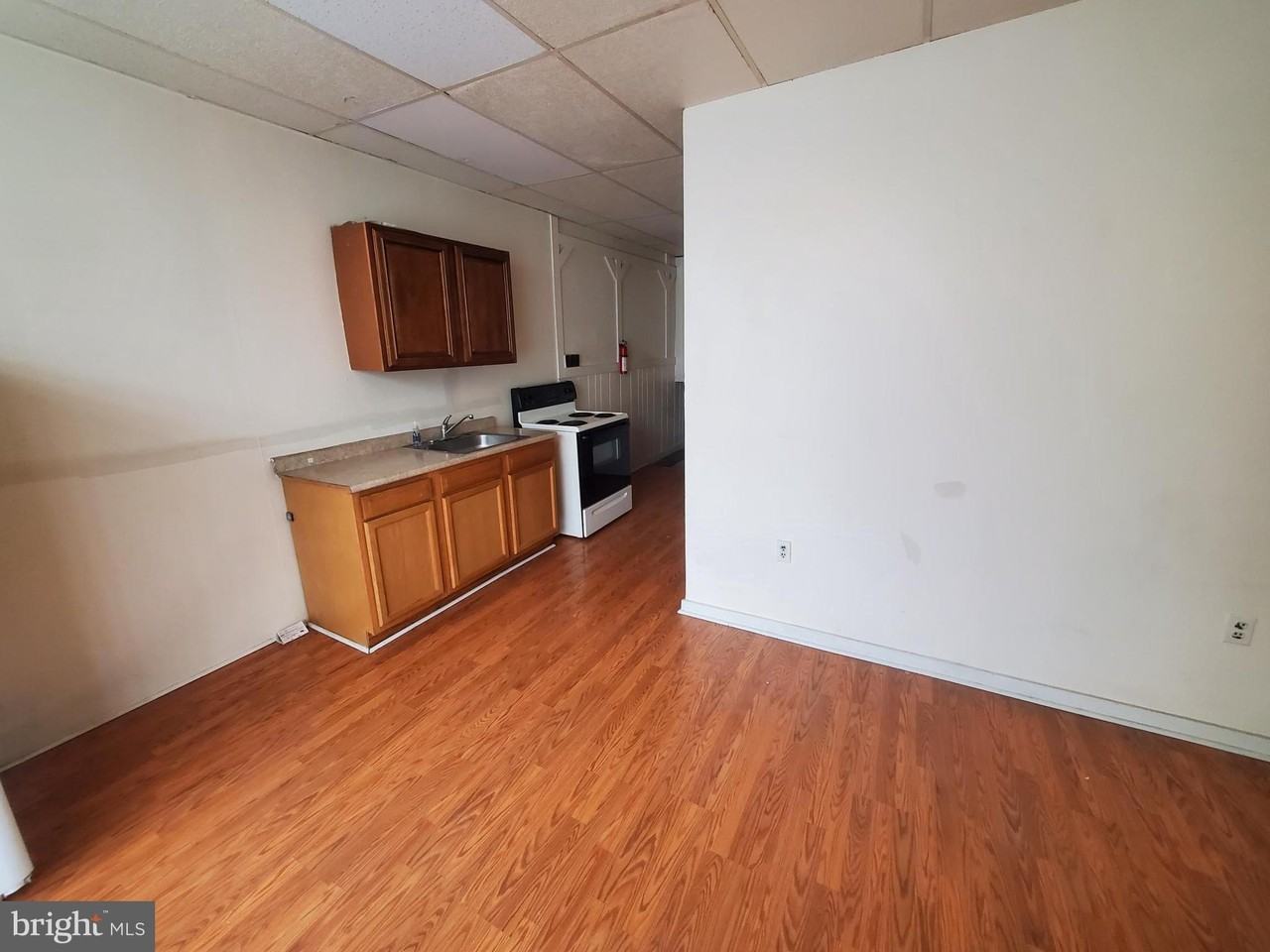 960 N 11th St Unit 2a #2A - Photo 2 of 7