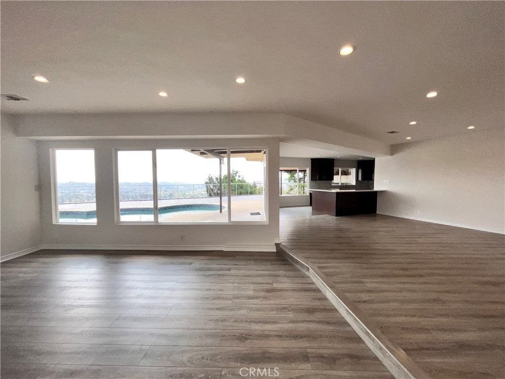 881 Harrington Road - Photo 5 of 35