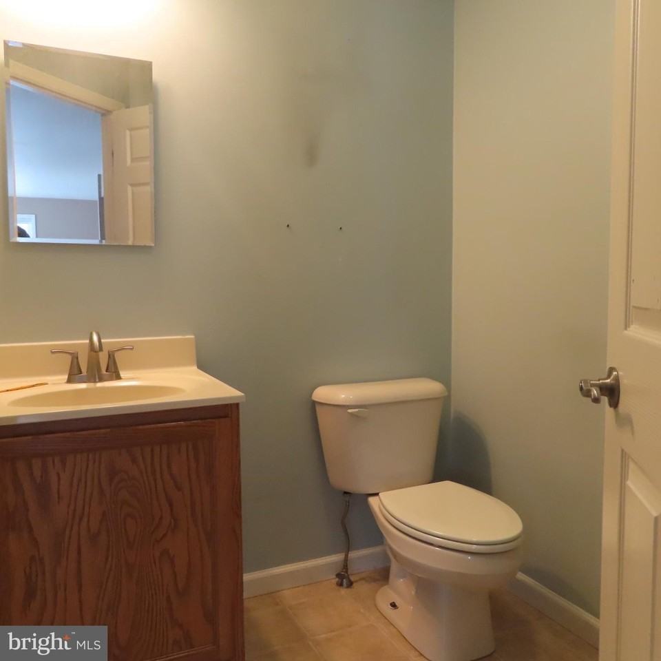 5237 Rolling Road #H - Photo 7 of 36