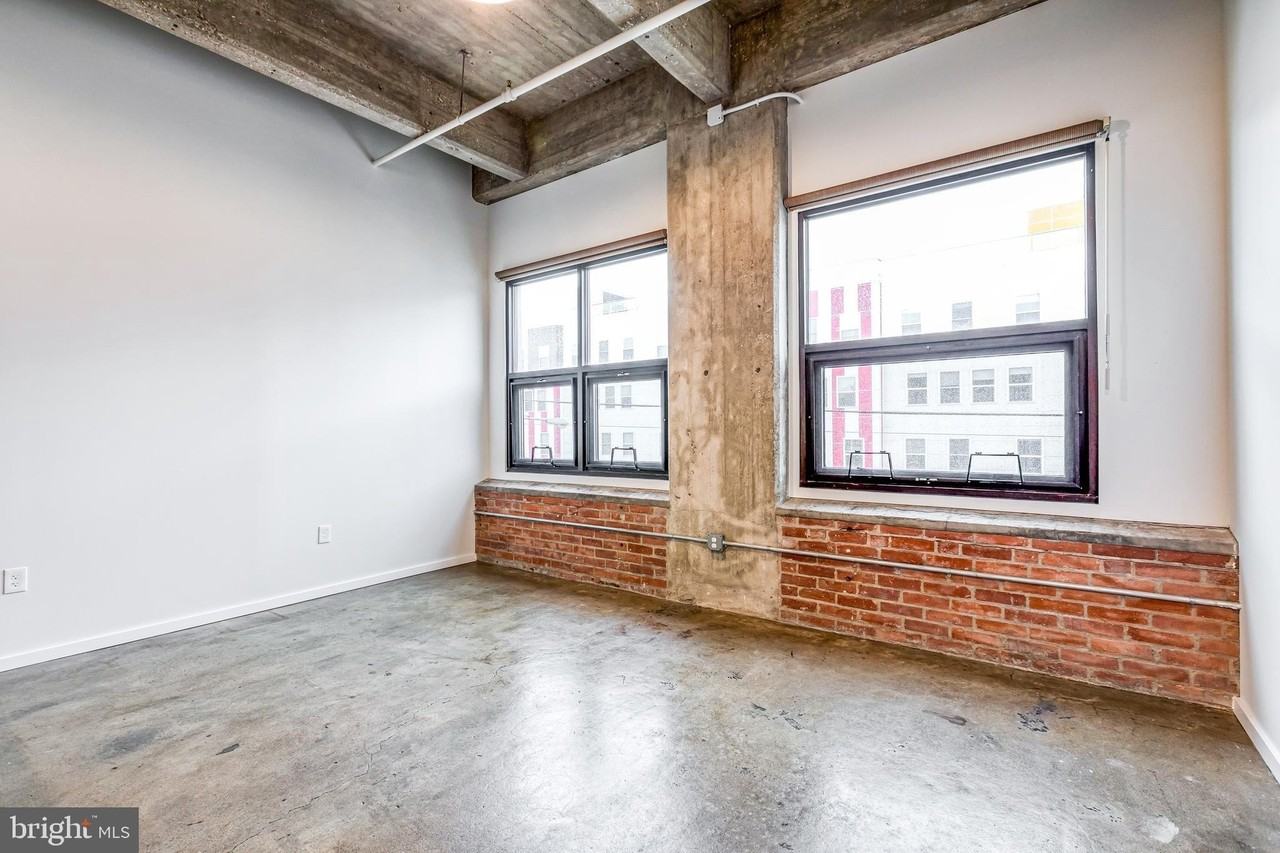 4800 Brown St Apt 308 #308 - Photo 4 of 18