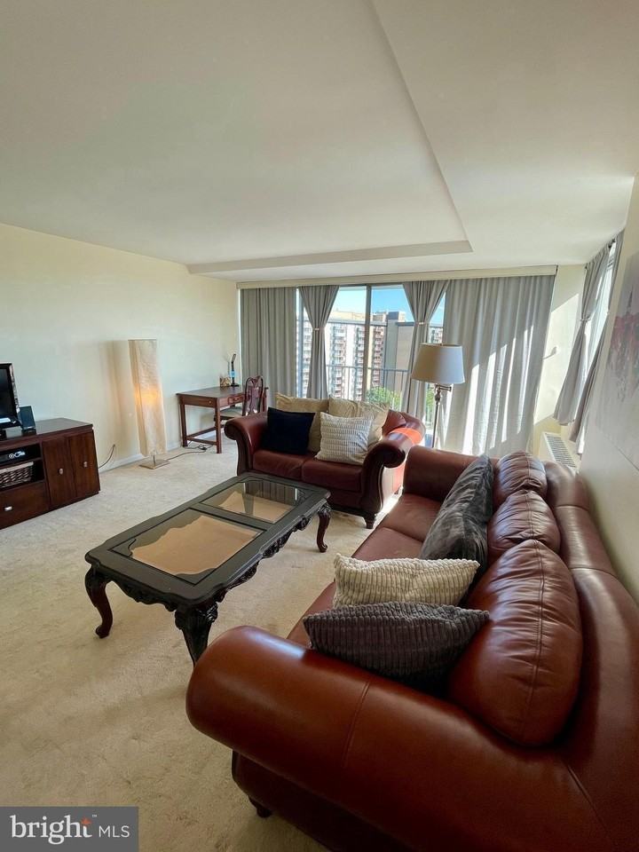 301 North Beauregard Street #1201 - Photo 5 of 7