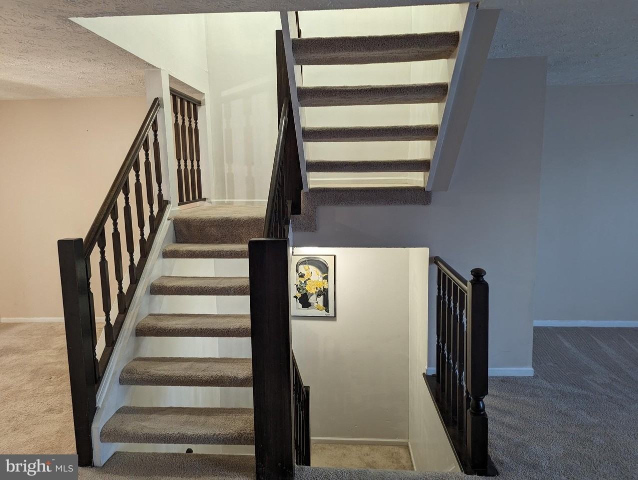 9119 Aspenpark Court - Photo 4 of 32