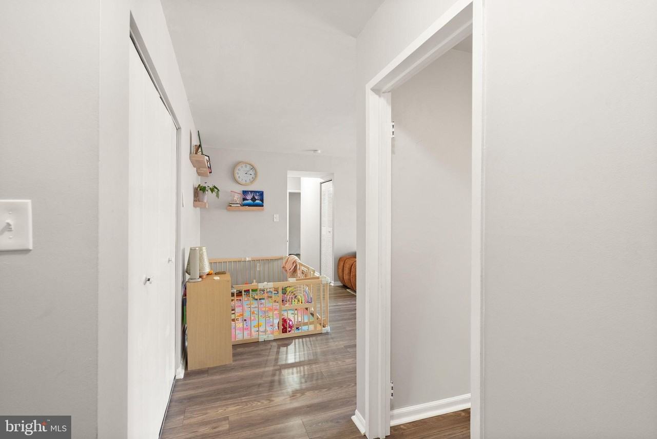 9728 Kingsbridge Dr Apt 302 #302 - Photo 7 of 39