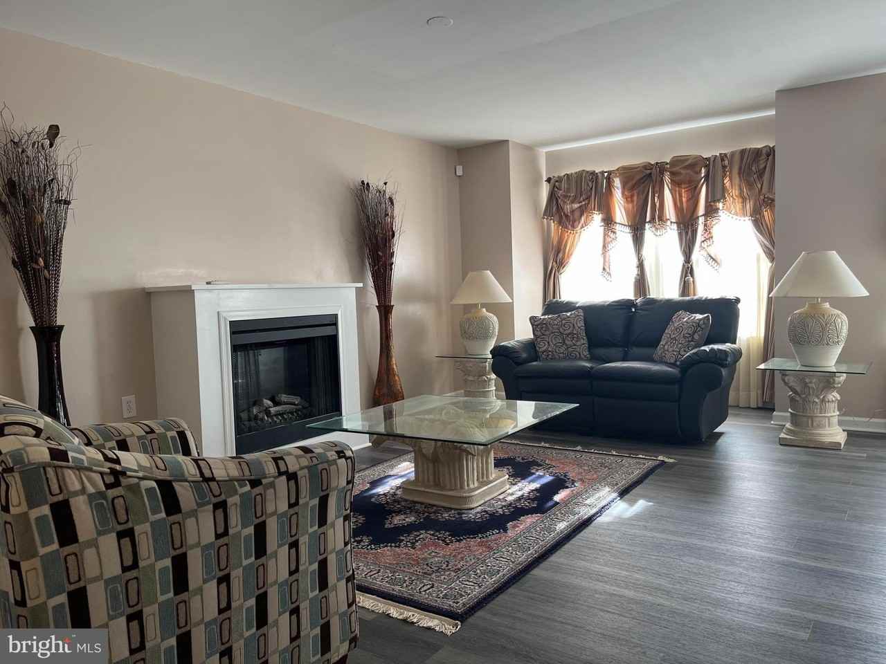 199 Rumbling Rock Rd - Photo 4 of 44