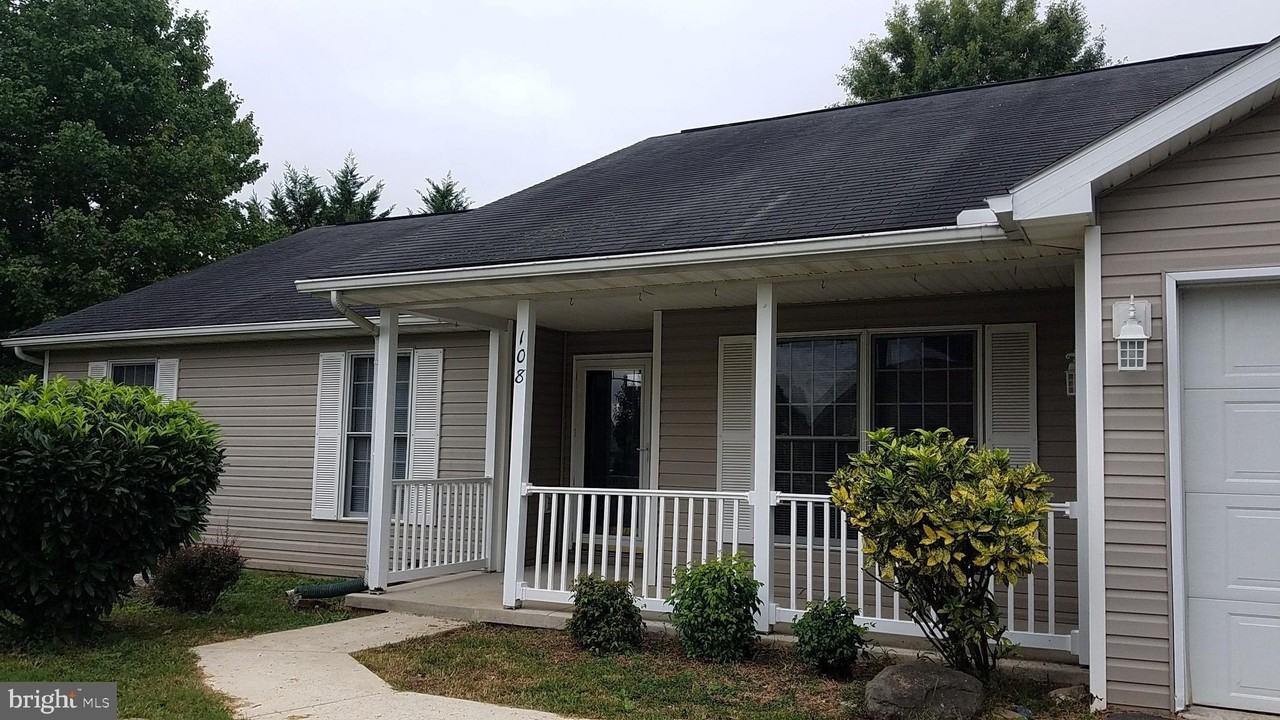 108 Finch Lane - Photo 3 of 33