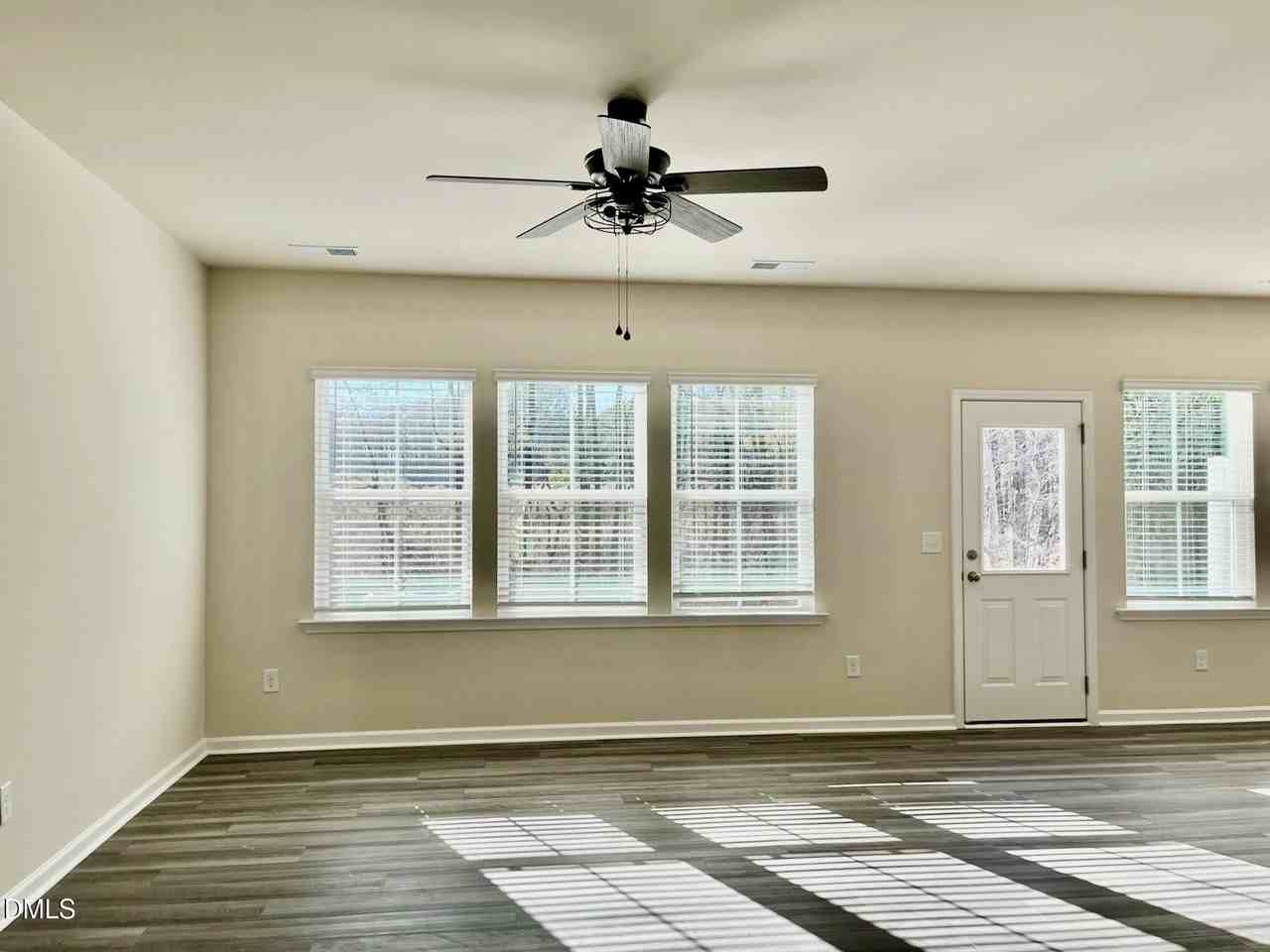 355 Glen Clova Dr - Photo 3 of 27