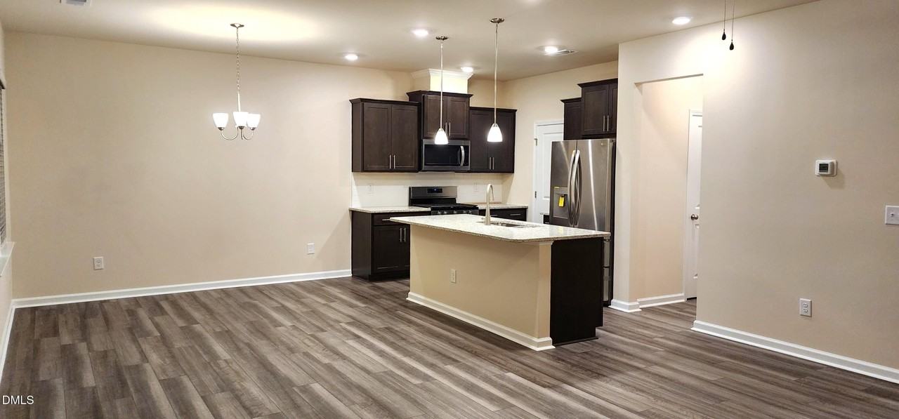 355 Glen Clova Dr - Photo 5 of 27