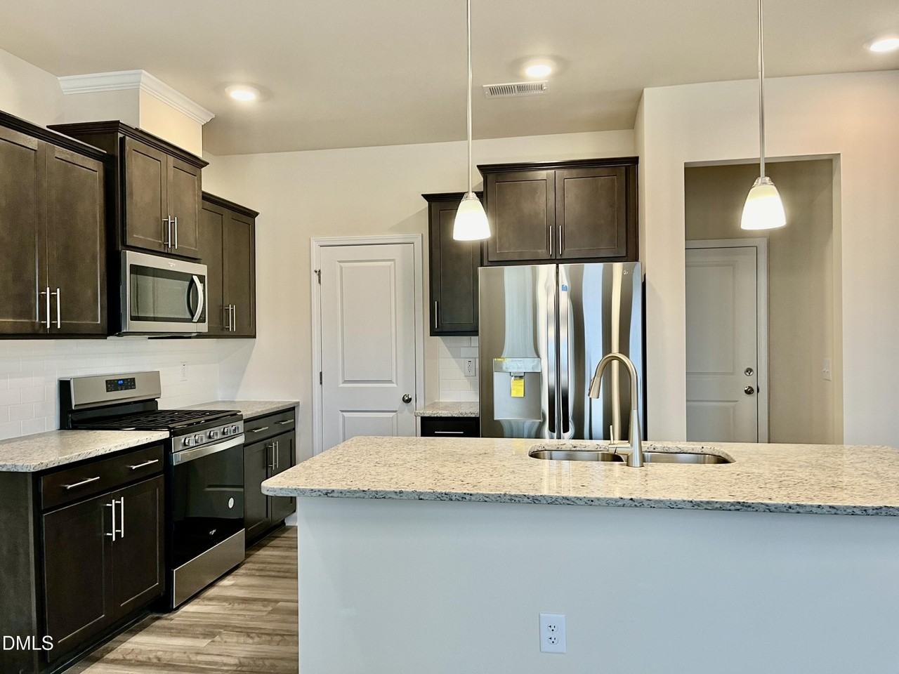 355 Glen Clova Dr - Photo 7 of 27