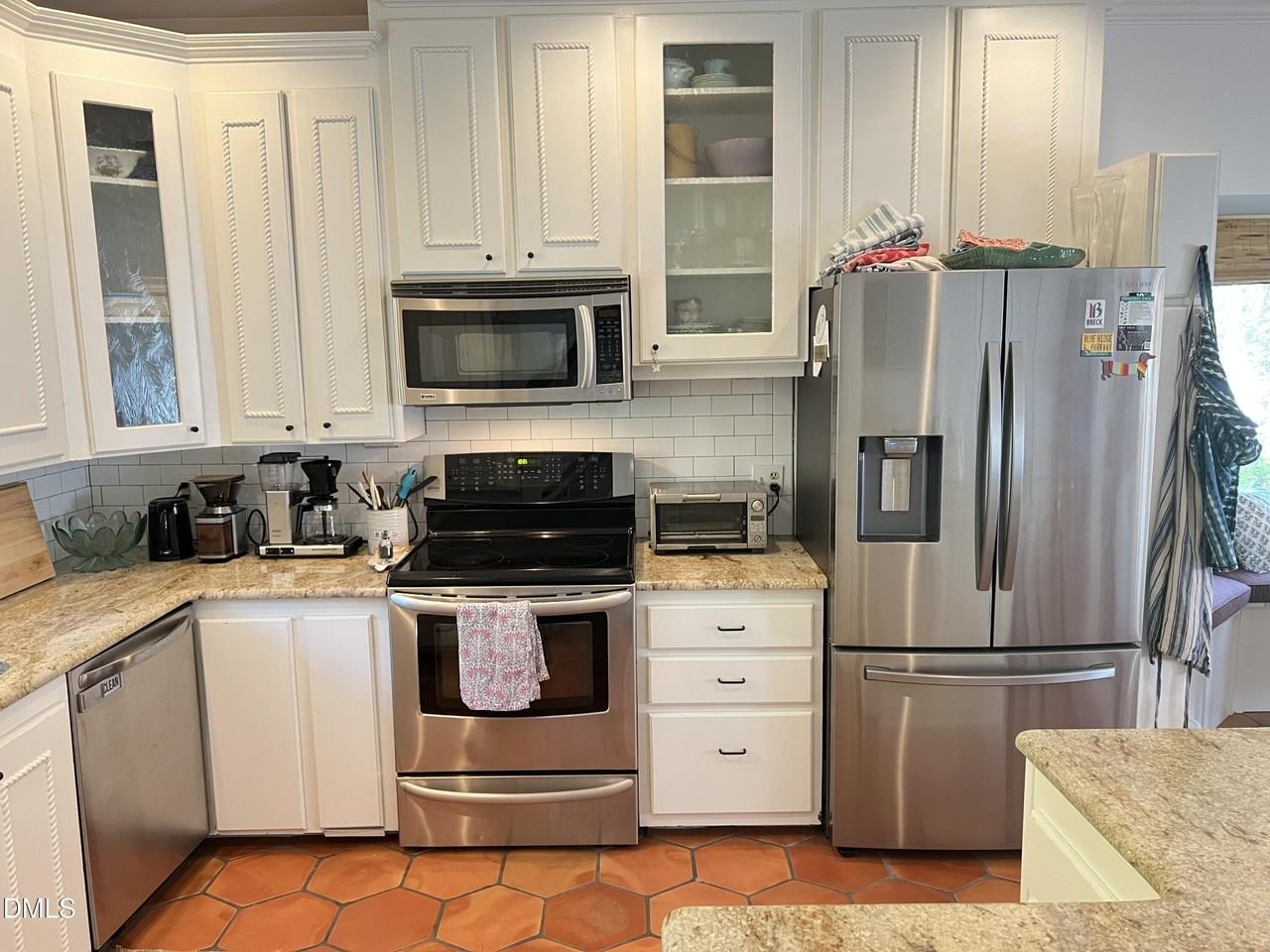 1401 Governors Court - Photo 3 of 18