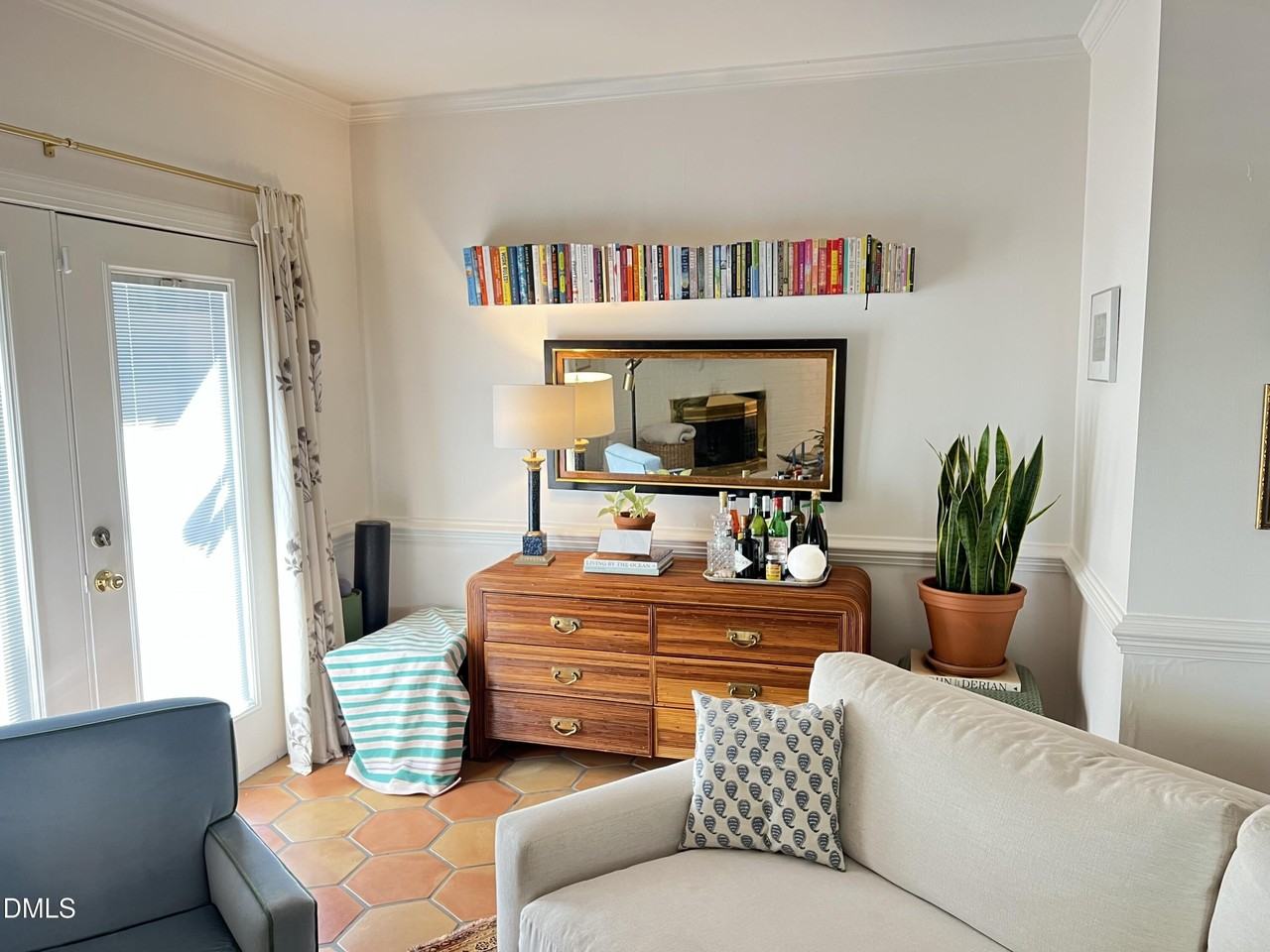 1401 Governors Court - Photo 6 of 18