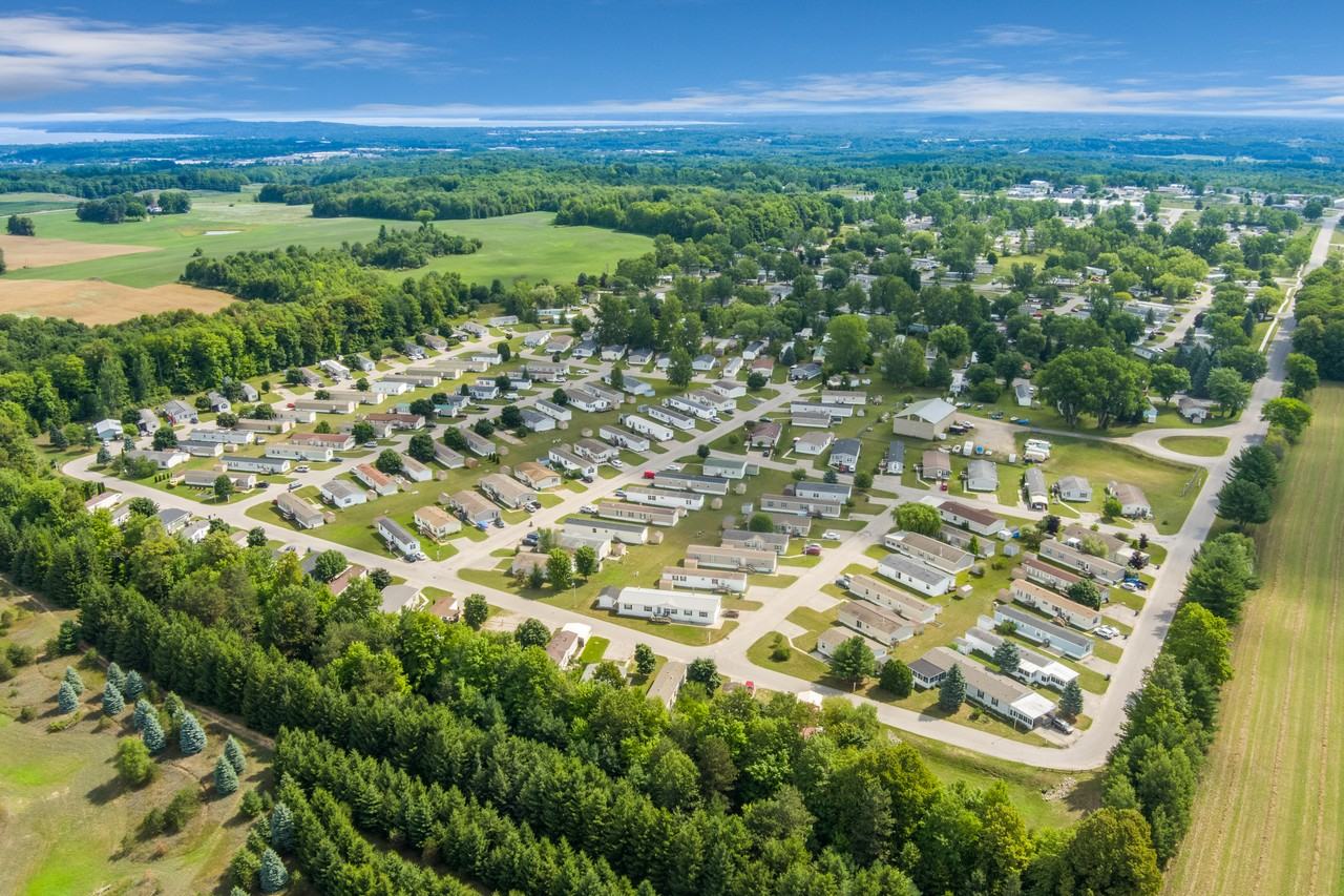 4477 Goldenrod Dr #357 - Photo 7 of 15