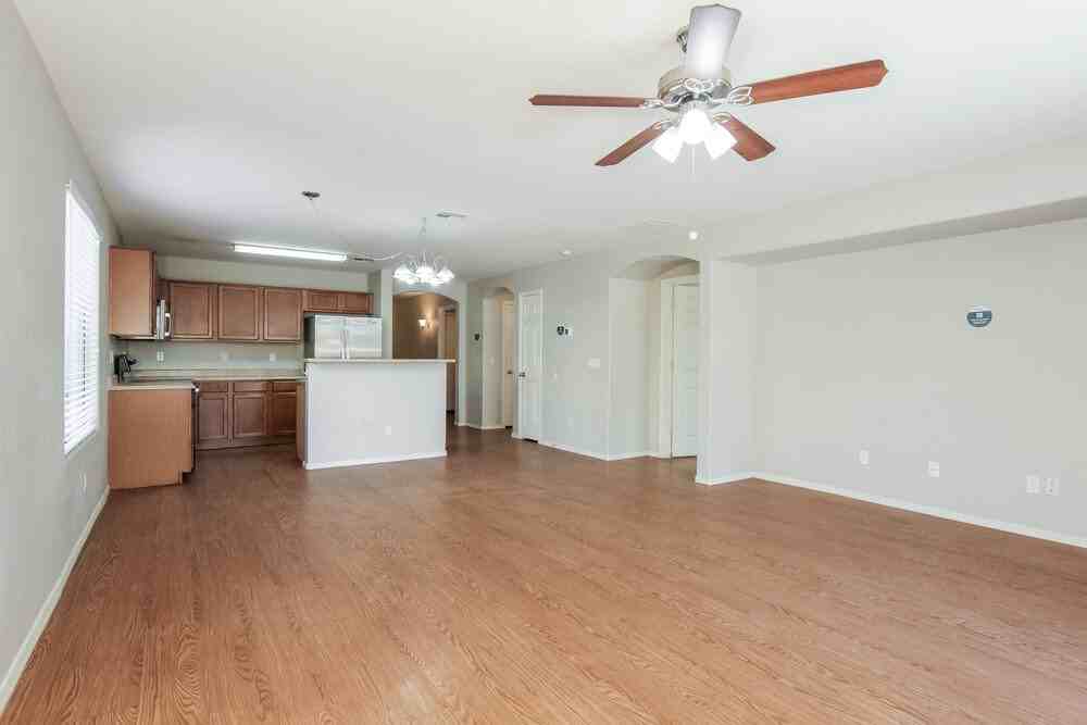 372 S 151st Ave - Photo 5 of 21