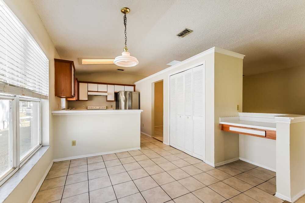 1849 Concord Dr - Photo 6 of 15