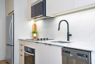 1245 Rue Sherbrooke Ouest #503 - Photo 1 of 1