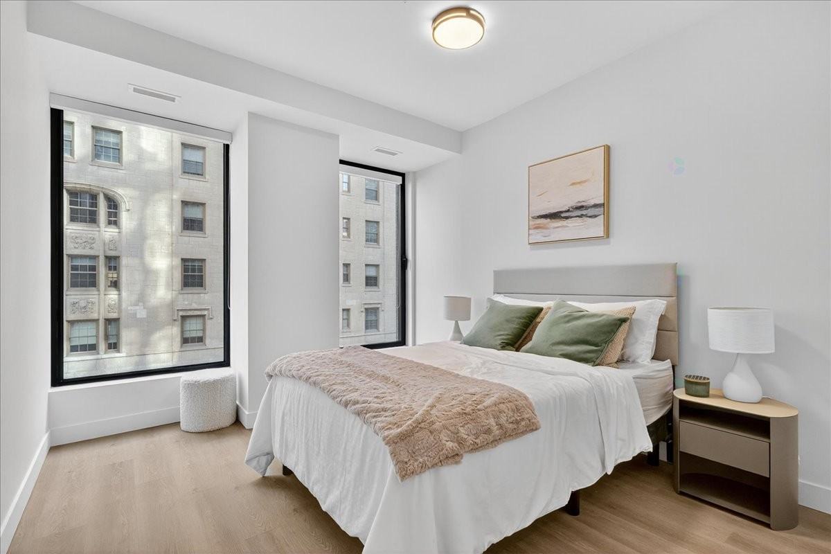 1245 Rue Sherbrooke Ouest #705 - Photo 2 of 29