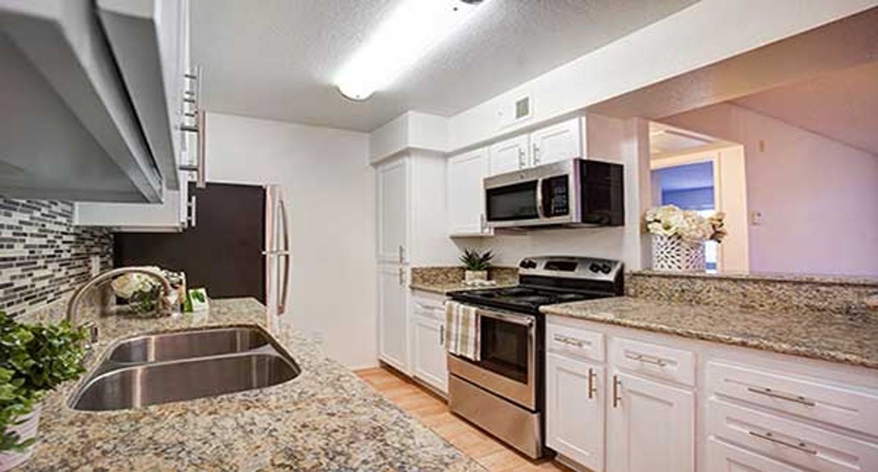 Waterstone Alta Loma Apartments - Photo 3 of 28