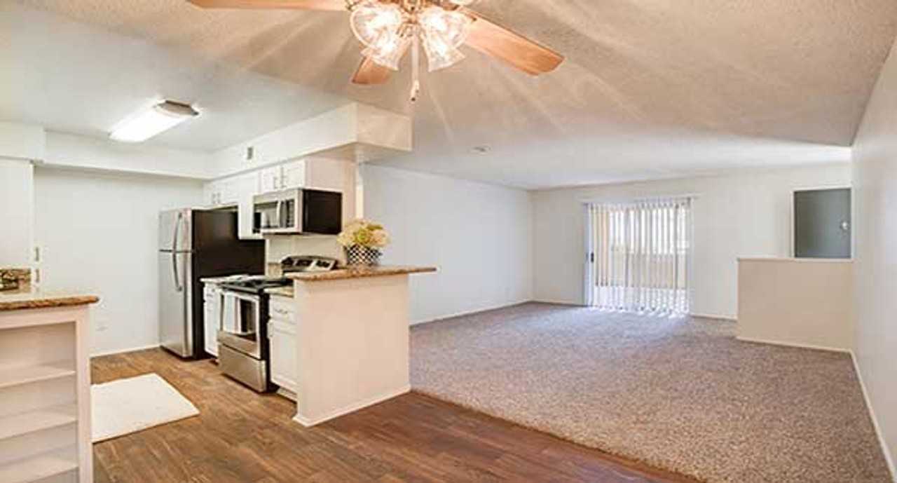Waterstone Alta Loma Apartments - Photo 4 of 28