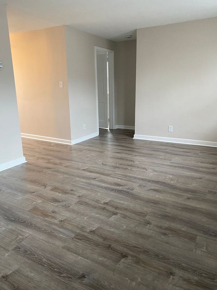 Shawomet Gardens Apartments - Photo 3 of 6