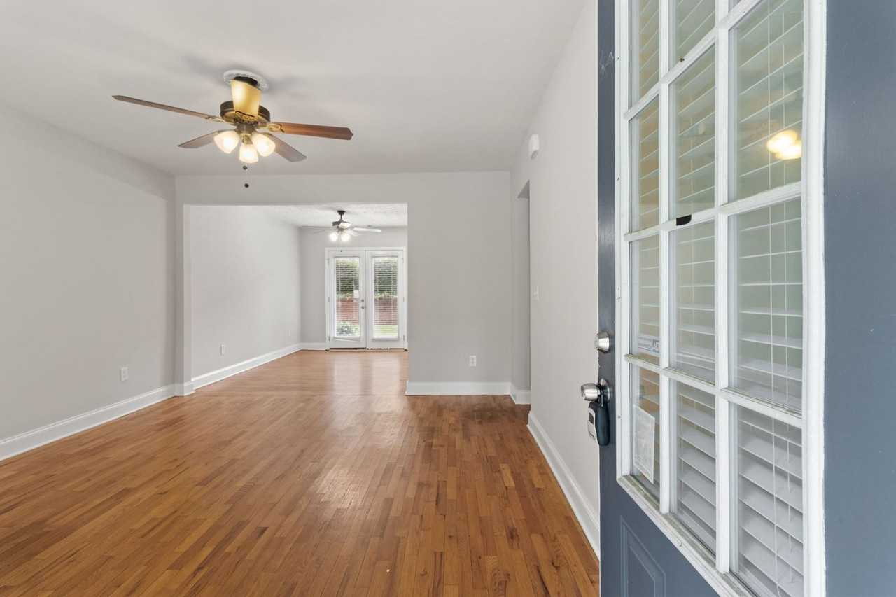 24 Place - Photo 2 of 21