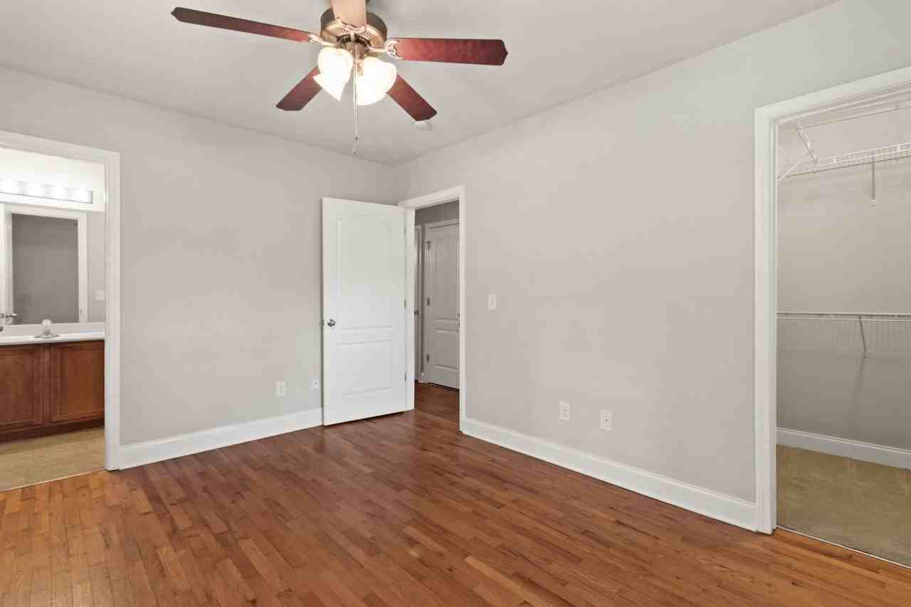 24 Place - Photo 6 of 21