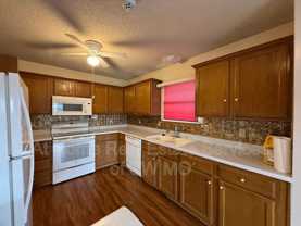 3004 West Knob Hill Street - Photo 1 of 1