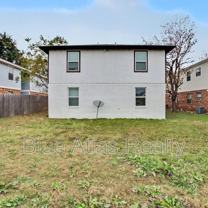 2511 West Prairie Street #1 - Photo 1 of 1