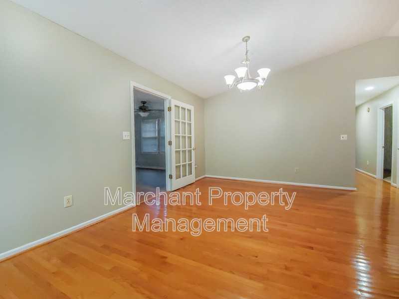 106 Setters Ct - Photo 6 of 29