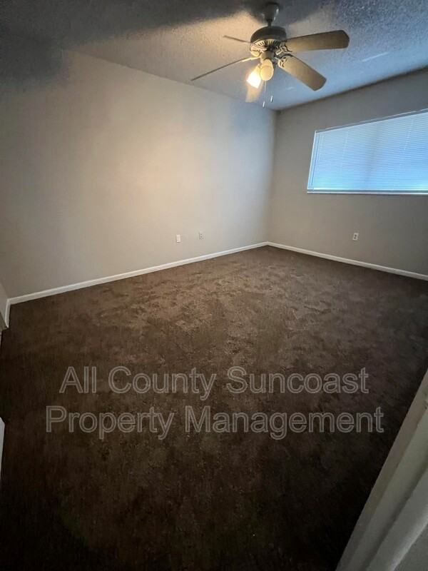 3467 33rd Ave N #8 - Photo 7 of 9