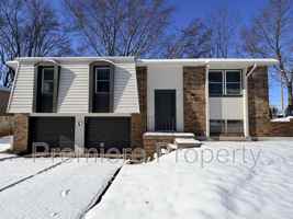 featured image of 705 Northwest Buckingham Place